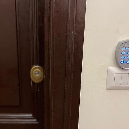 Residenza Santi Ai Monti Apartamento Roma Exterior foto